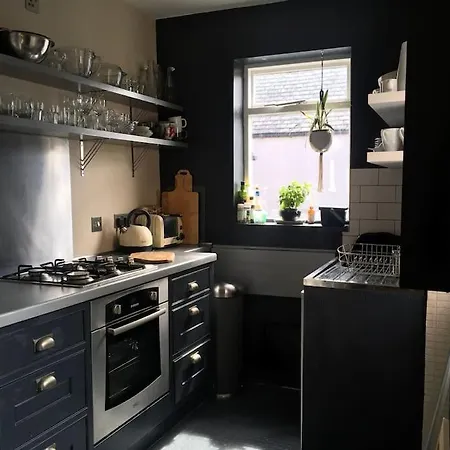 Prázdninový dům Stylish Two Large Double Bedroom House In With On Street Parking Harrogate